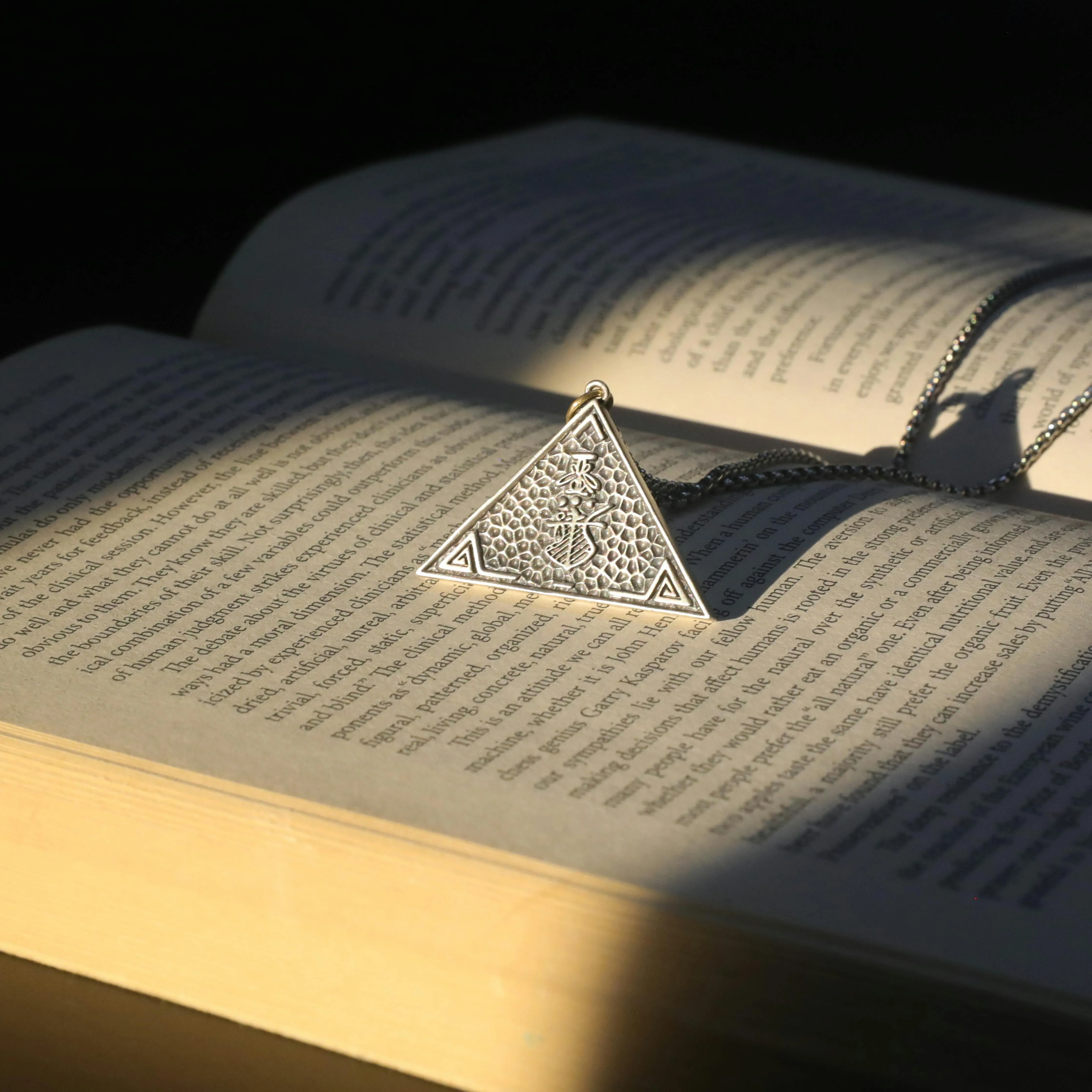 A mysterious pendant on a legal document, the formalities of registered agent status